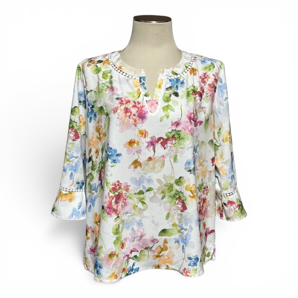 Alfred Dunner Primrose Garden Watercolor Floral Top White Pink Blue Green Med